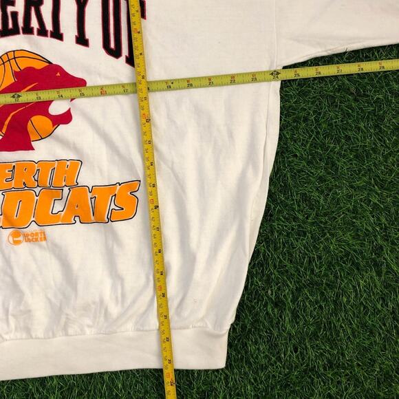 Vintage White ‘Property of Perth Wildcats’ Graphic Tee - Picture 3 of 5